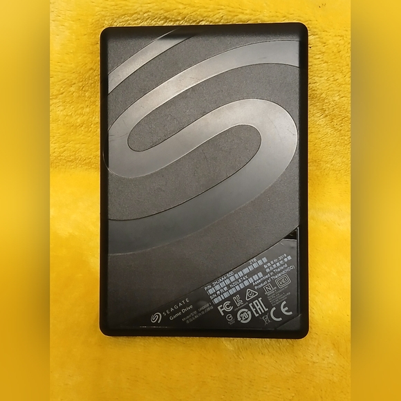 Seagate 2TB External Game Drive/ Hard Drive - Picture 2 of 7